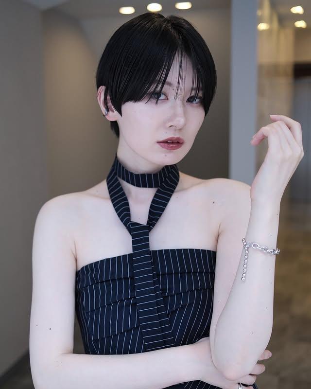 j9九游会真人官网短发不设限！日式层次短